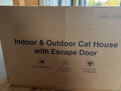 Indoor & Outdoor Insulated Cat House with Escape Door - Model 2025-YJWMXMW-L