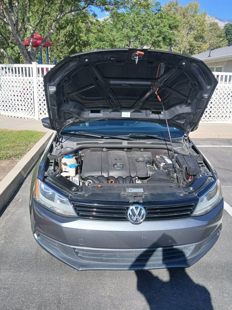 Main image 4