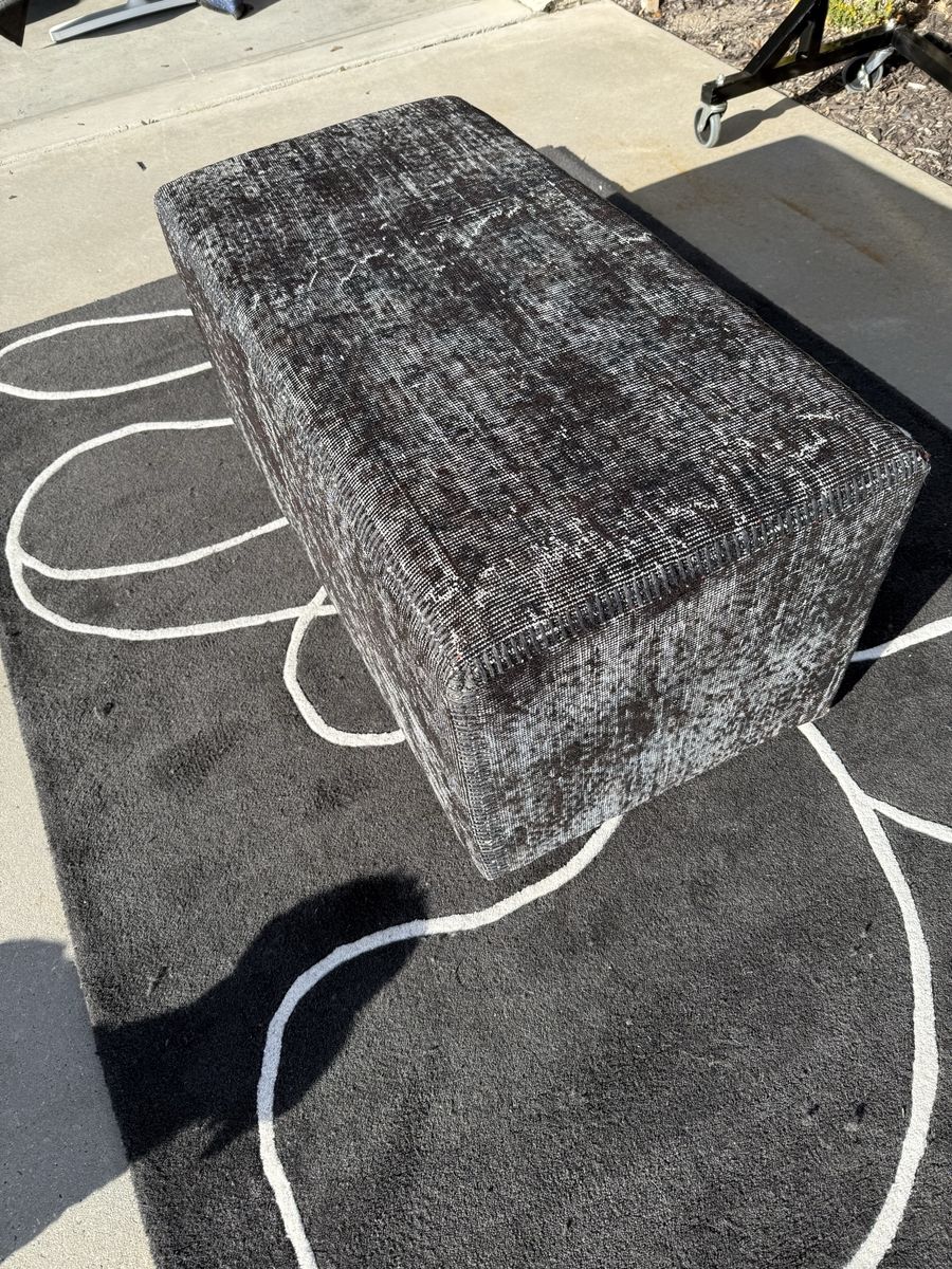 Ottoman HD Buttercup Rectangular In Black Overdye