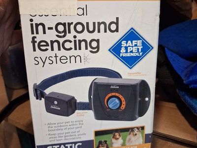 Sunbeam Essential In-Ground Pet Fencing System - Receiver Collar, Transmitter, Wire, Flags - Static