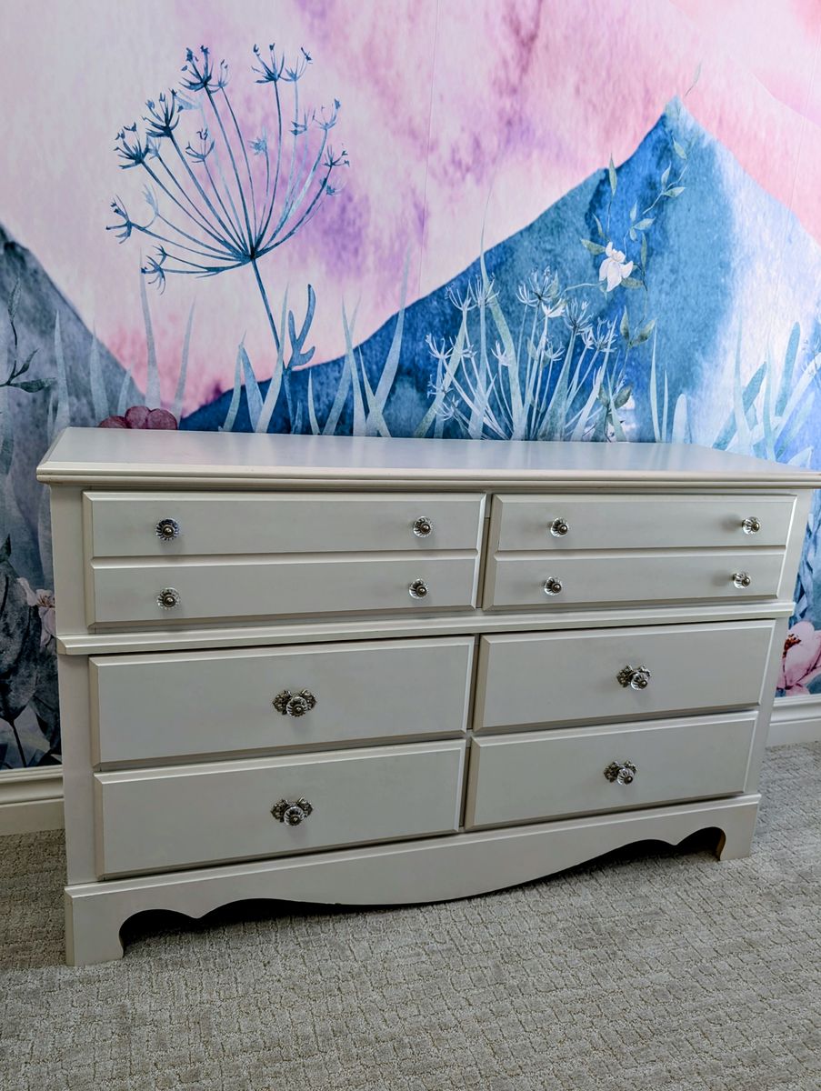Pearl White French Dovetail 6-Drawer Dresser w/ Crystal Knobs