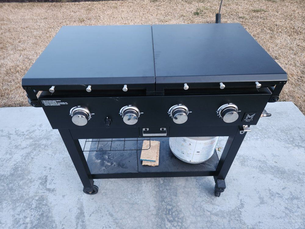 Members Mark 4 burner Griddle