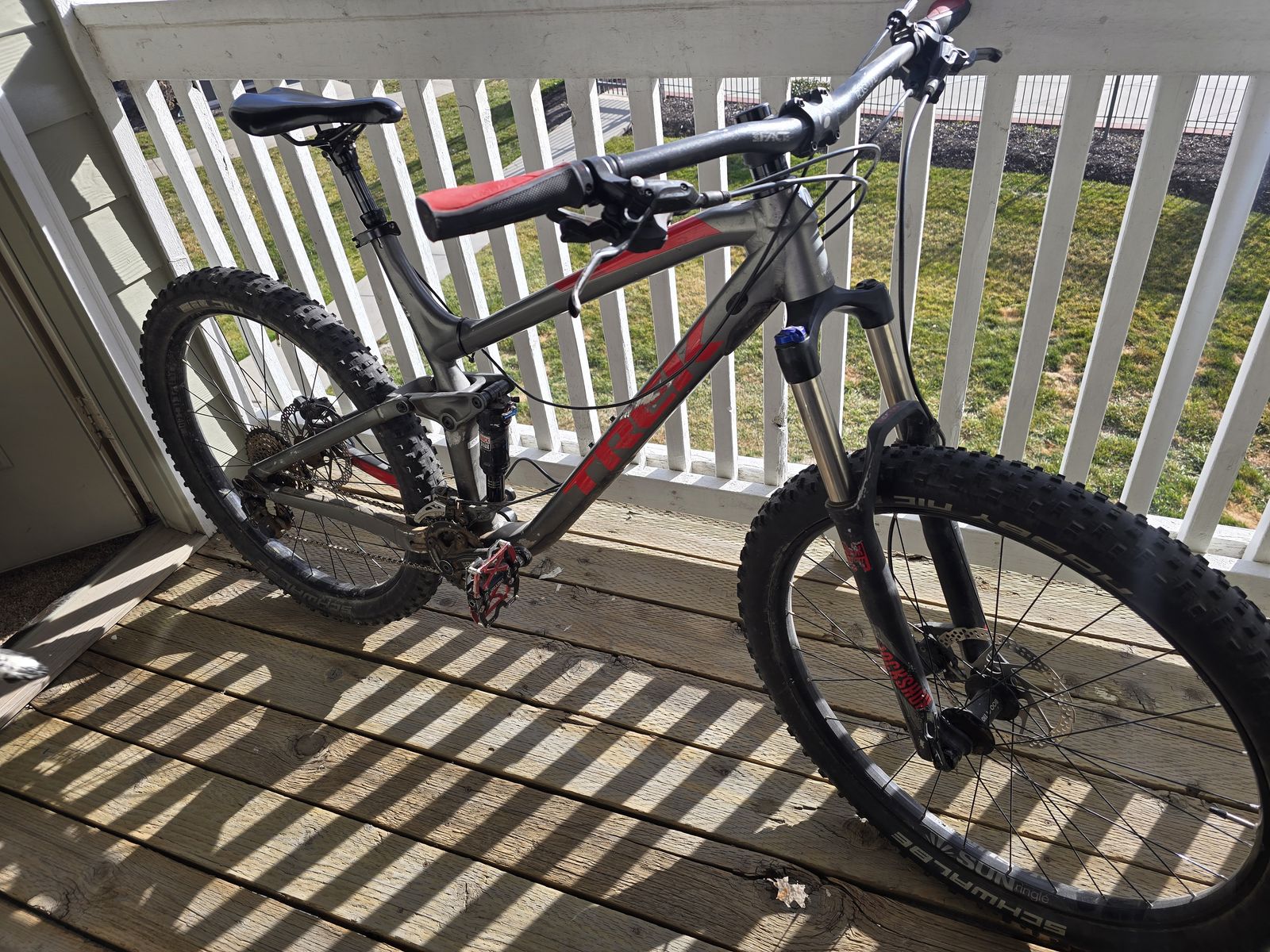 Trek Fuel EX 5 Mountain Bike