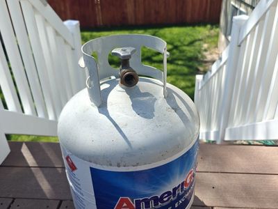 3/4 Full propane tank
