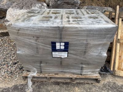 Belgard Diamond Pro Quarry Faced Victorian Retaining Wall Blocks - Full Pallet (36 Blocks)