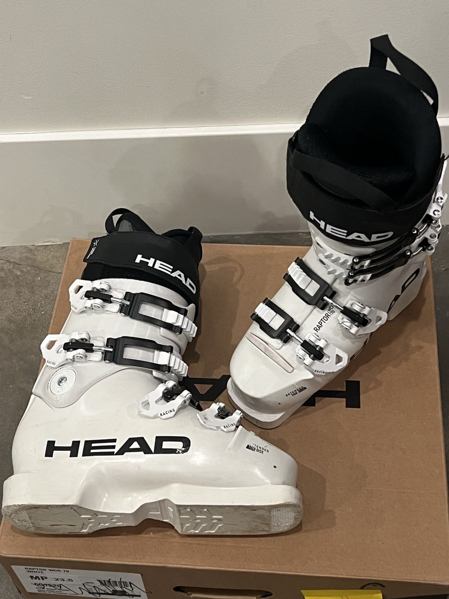 Head junior ski race boots, 23.5