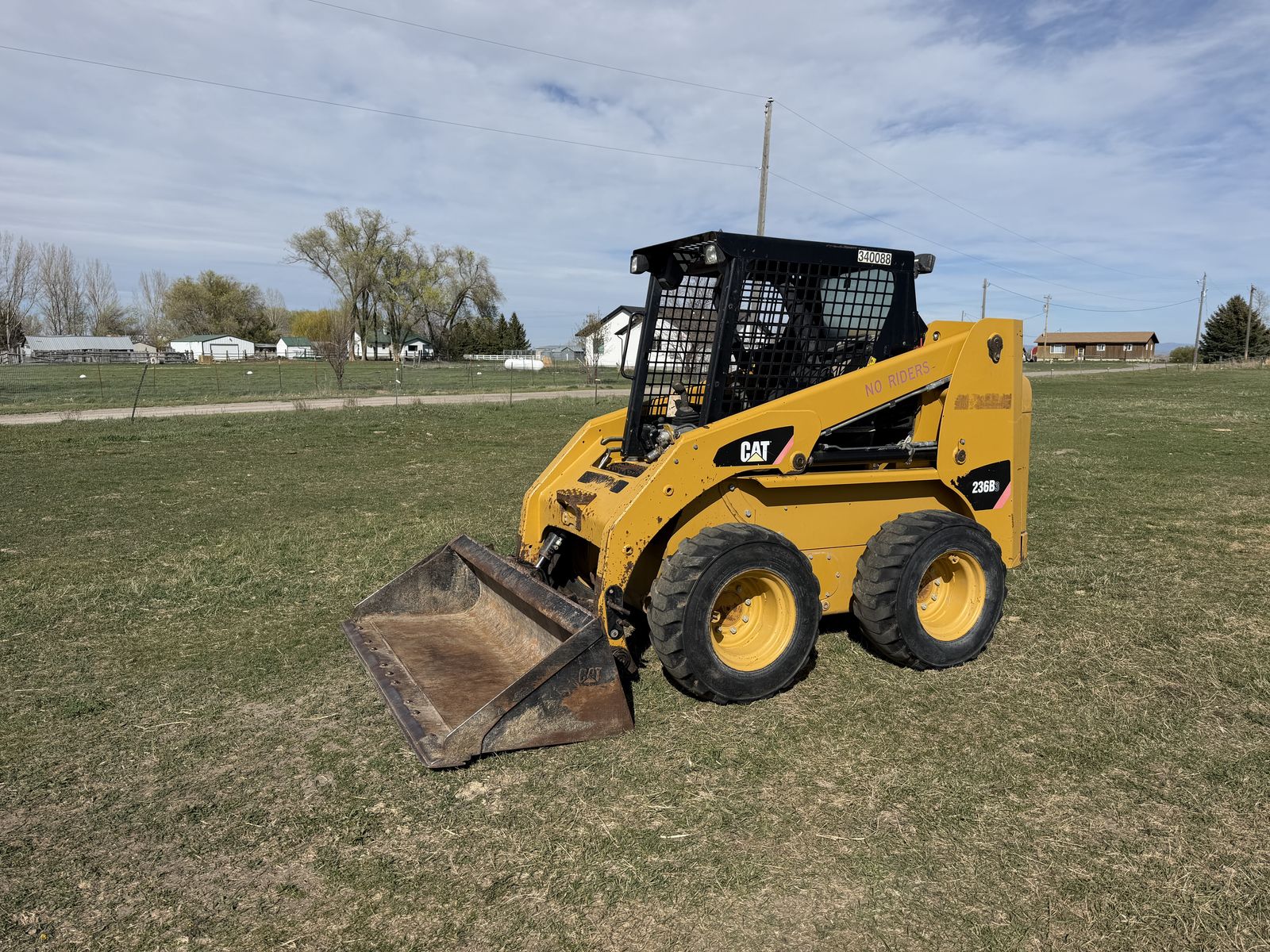 2010 Cat C236B SKid steer