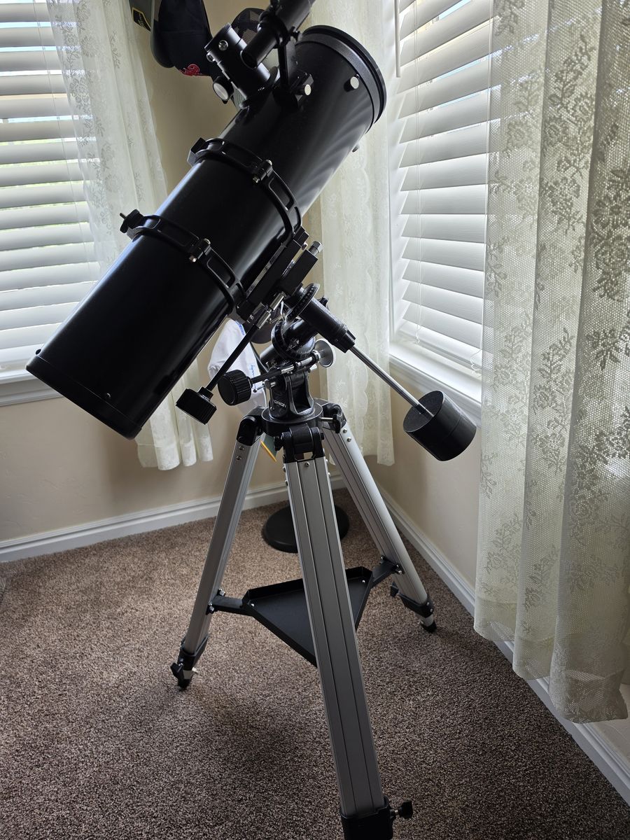 Orion SpaceProbe 130ST EQ Equatorial Reflector Telescope 130mm, f/5