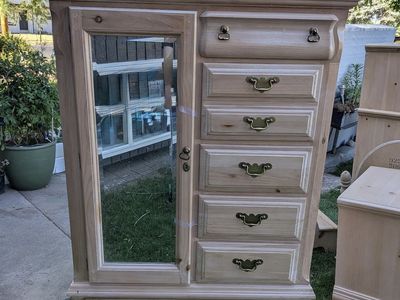 Solid Wood Queen Bedroom 6 piece set