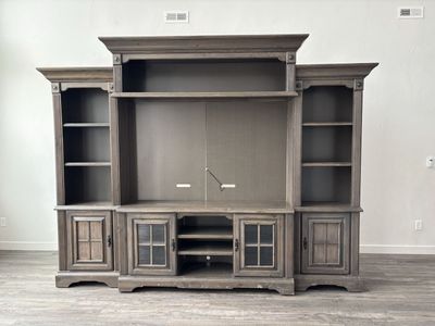 Entertainment center
