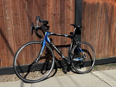 Orbea Onix - Size Large - Shimano Ultegra 10-Speed Components