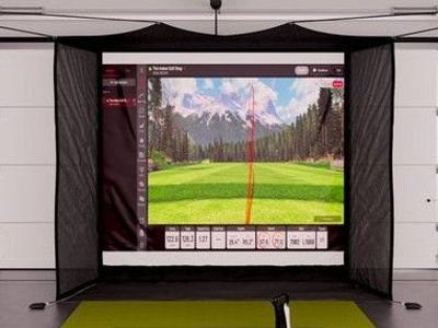 Golf Simulator Impact Screen w/Projector