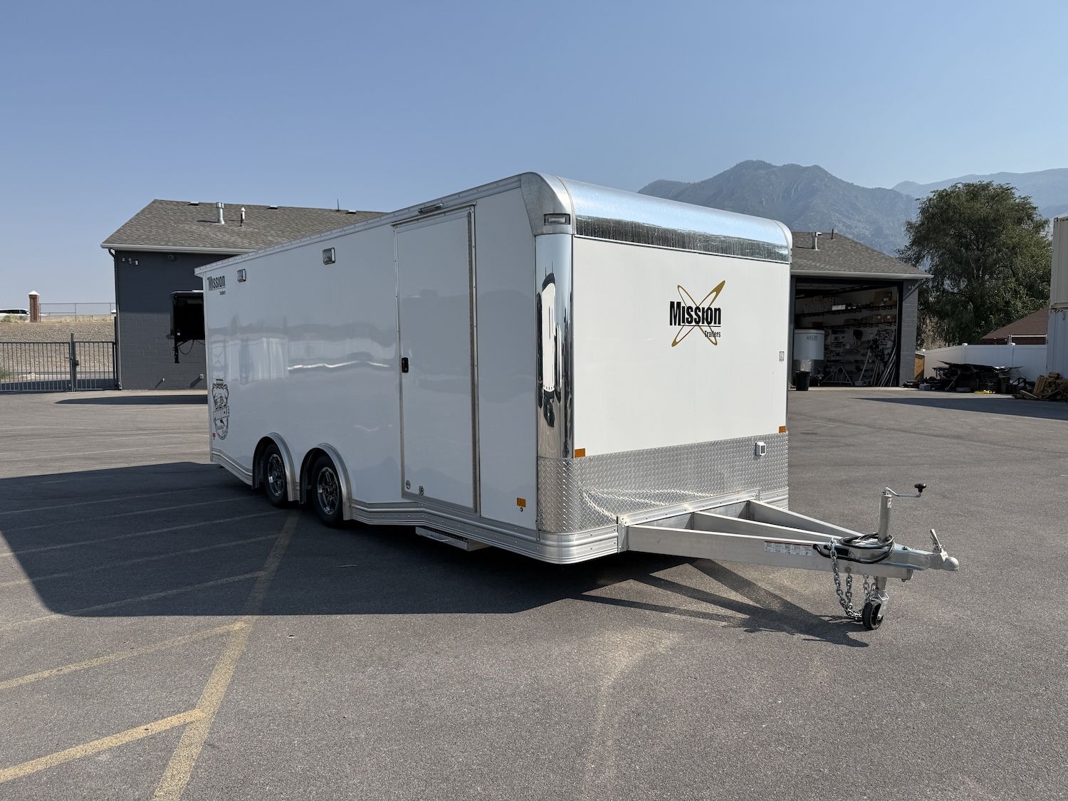 2022 Used USED 8.5x20 Pinnacle Series Car Hauler 7K