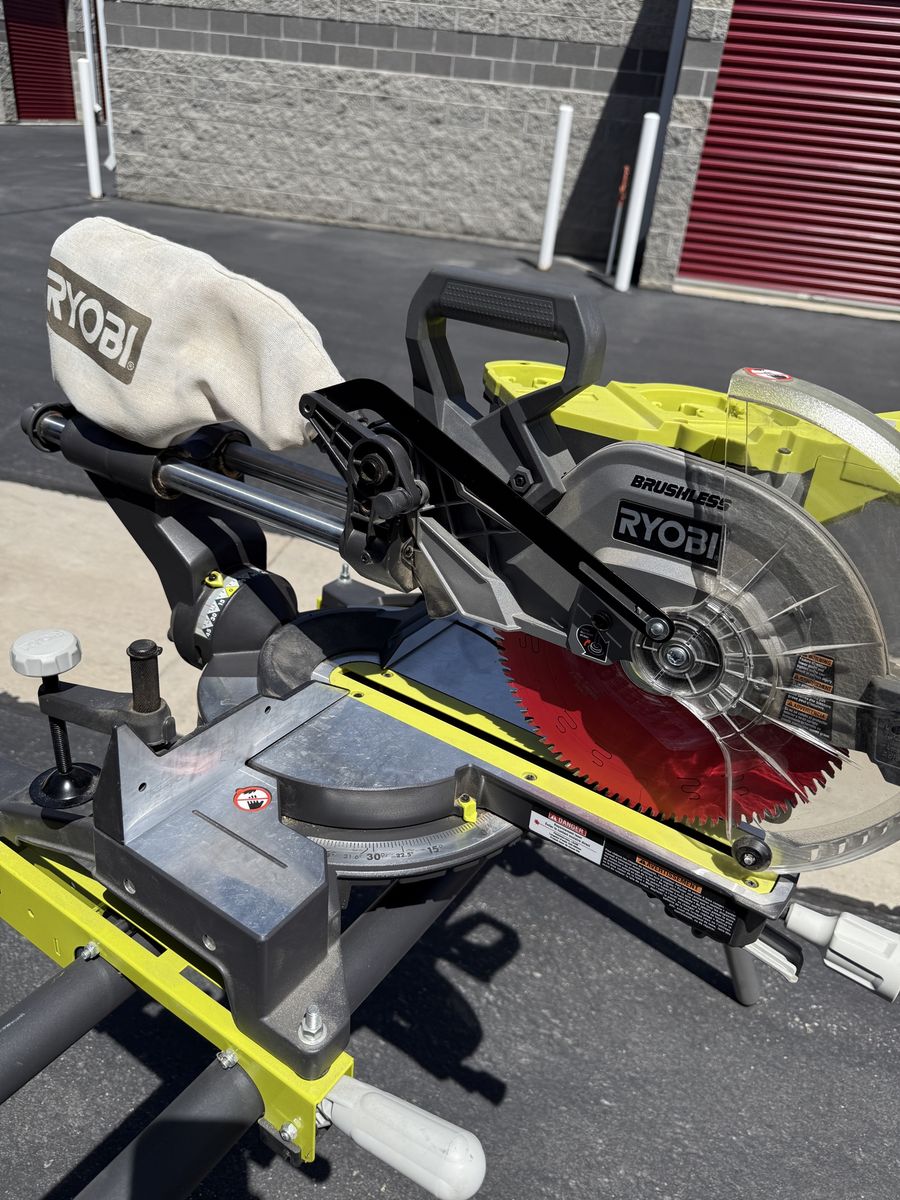Ryobi Sliding Compund Miter Saw and Ryobi Stand
