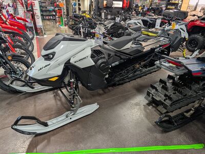 2025 Ski-Doo Summit Adrenaline 850 E-TEC 154 2.5p