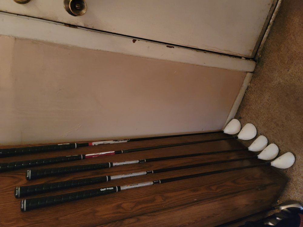 Taylormade R11 Woods and Hybrids SENIOR