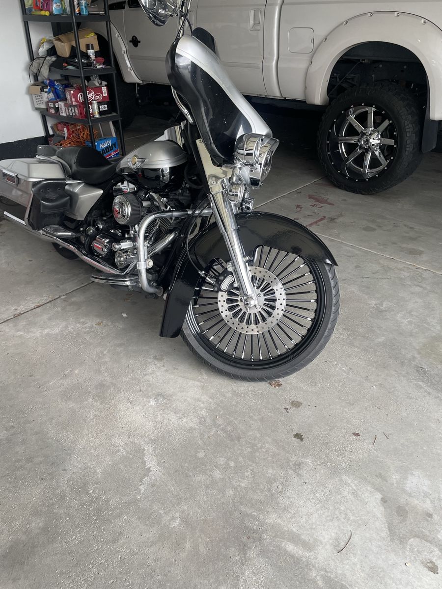 Harley Davidson electa glide bagger
