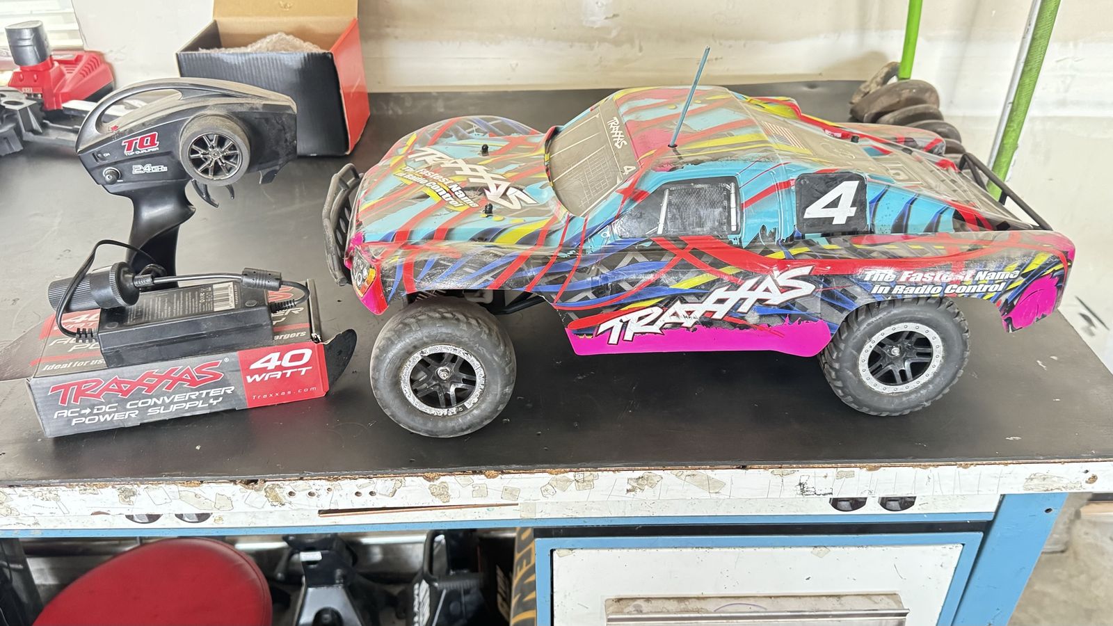 Traxxas Slash 1/10 Scale RC Short Course Truck with TQ Remote & Power Supply