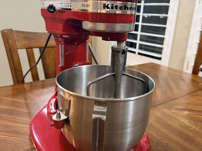 KitchenAid Red Pro 500 Stand Mixer with all attachments