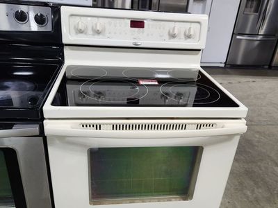 NICE WHIRLPOOL GLASS TOP RANGE! WITH A FULL WARRANTY