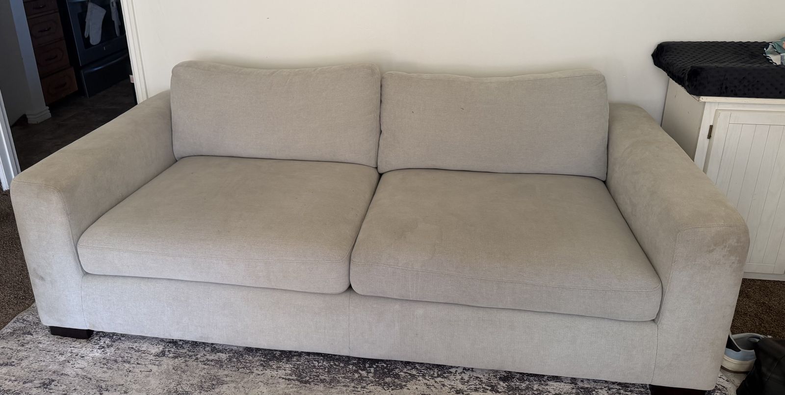 Main image 6