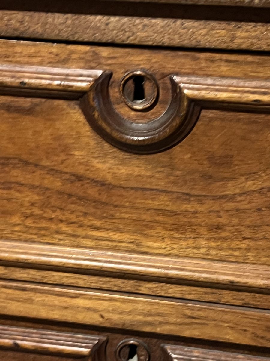 Main image 4