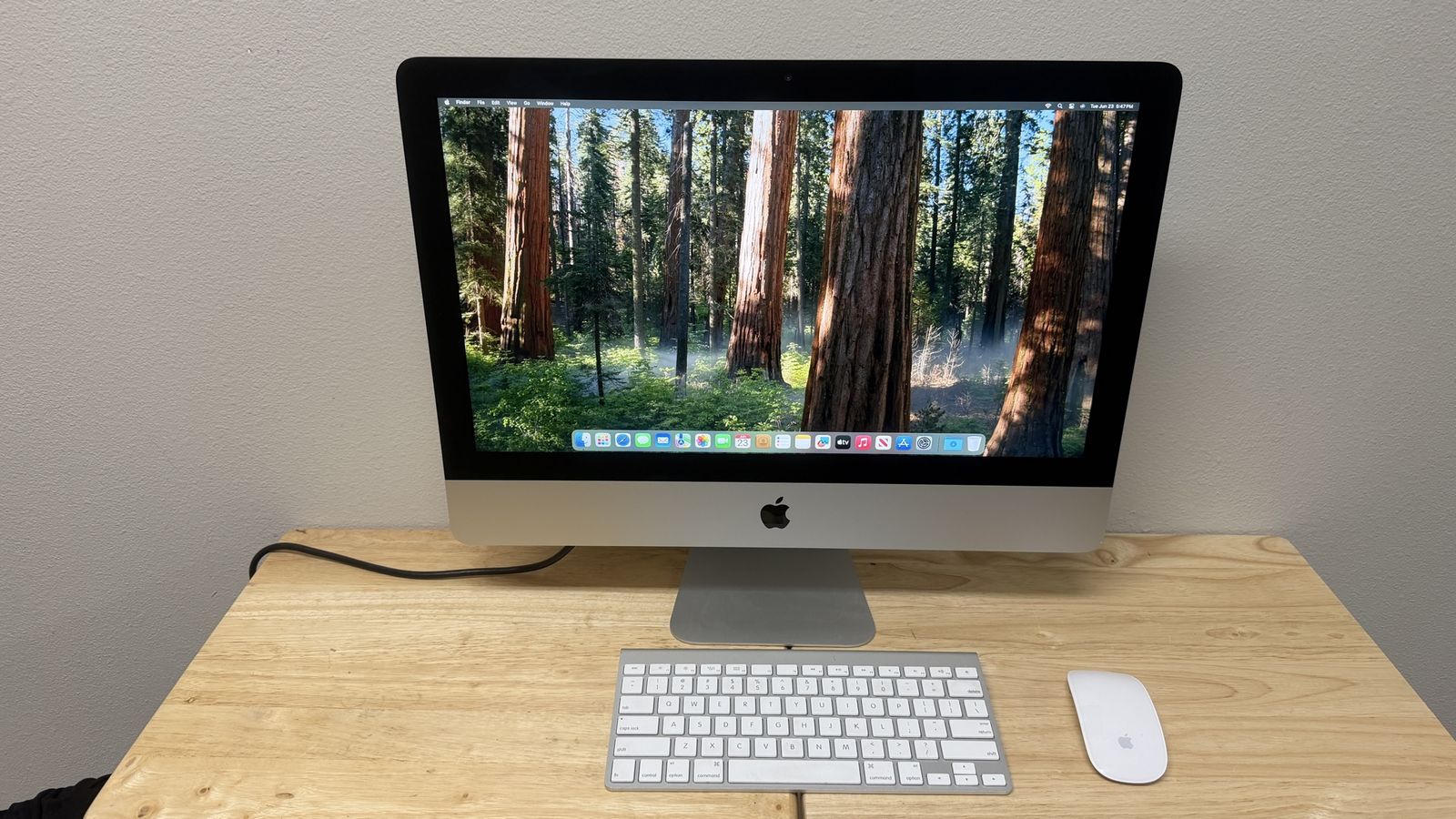 2019 iMac 21.5” 4K i5/16GB/500GB SSD Sequoia