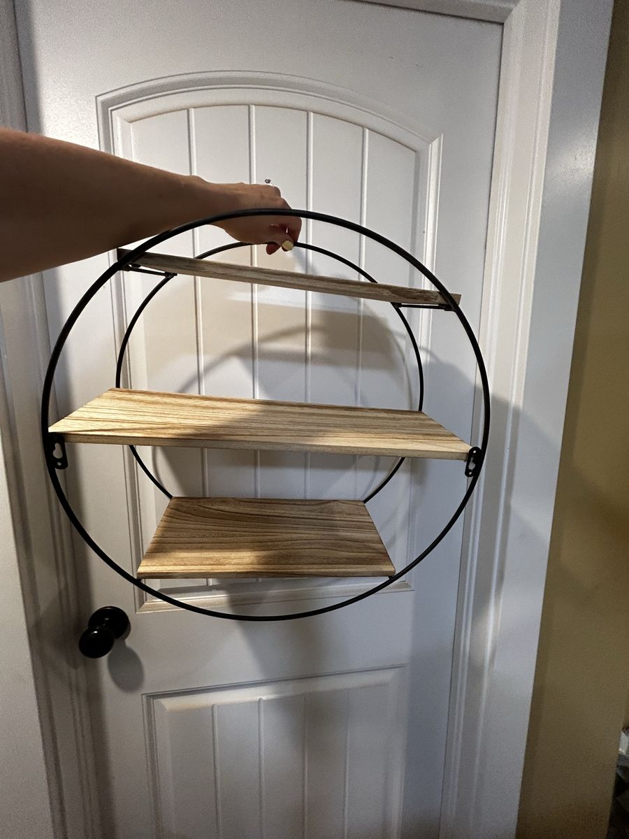 Circular Wall Mounted Floating Shelves, Wood and Metal, 3-Tier Round Storage Shelf