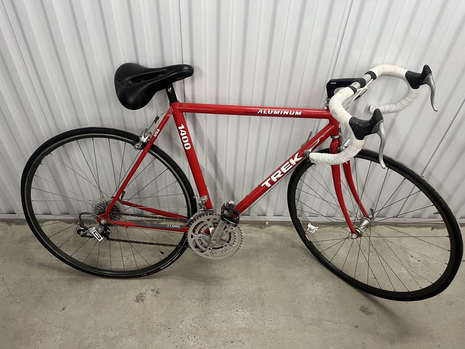 Vintage Trek 1400 Aluminum Road Bike Red Drop Handlebars