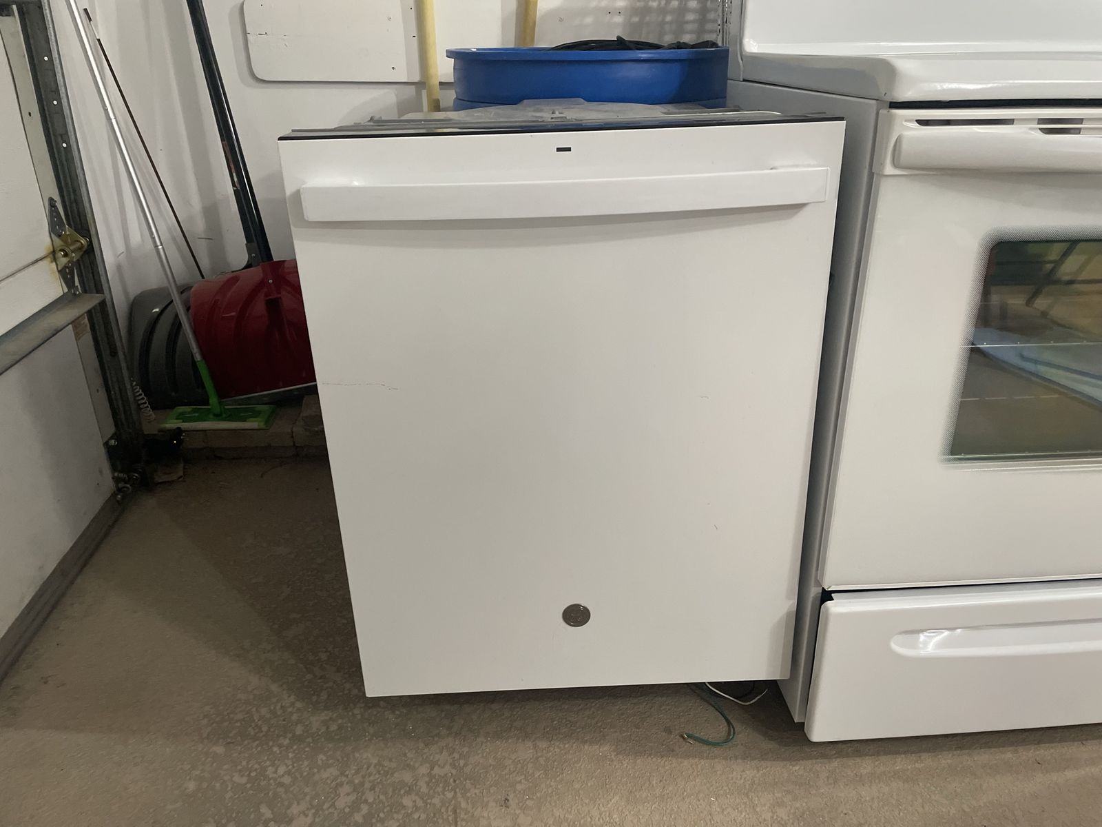 GE dishwasher