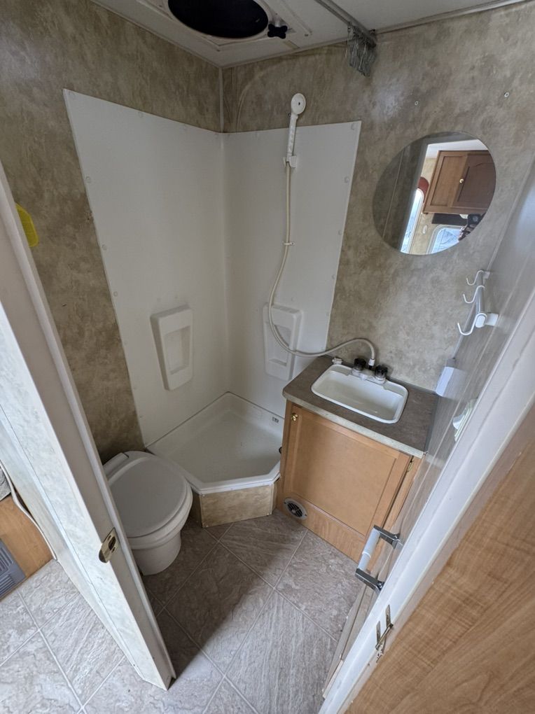 Main image 19