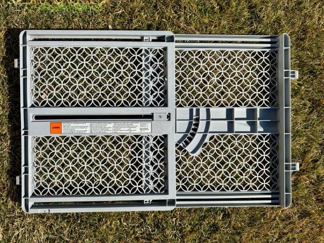 Portable Pet Gate 26" Tall