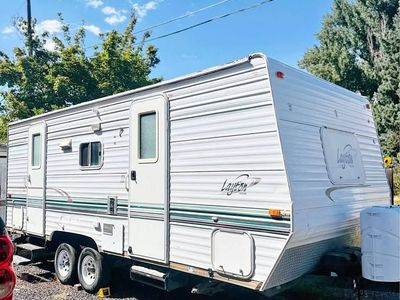 2003 Skyline Layton Travel Trailer Camper