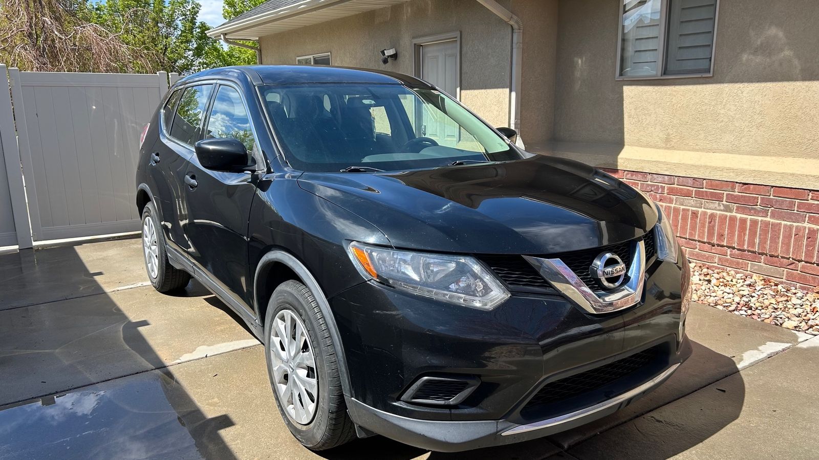 2016 NISSAN ROGUE S