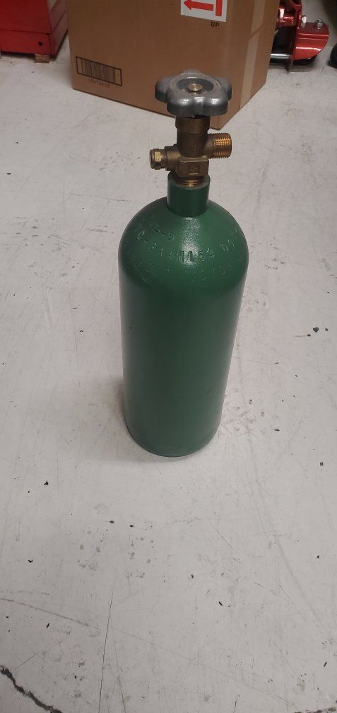 Green Compressed Gas Oxygen Cylinder Tank DOT-3AA2015 - ~19 Inches High