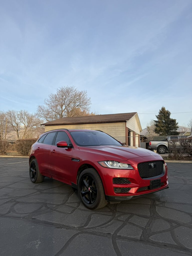 2019 Jaguar F-PACE 25t Premium