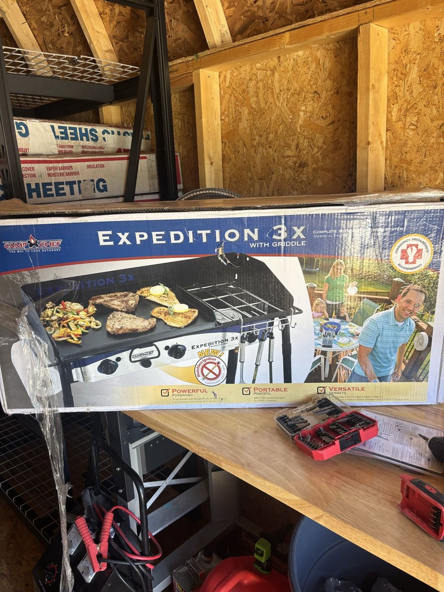 Camp Chef Expedition 3X 3-Burner Stove with Griddle New in box 