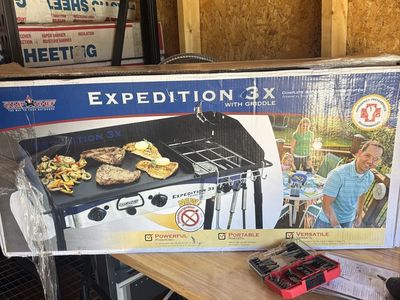Camp Chef Expedition 3X 3-Burner Stove with Griddle New in box