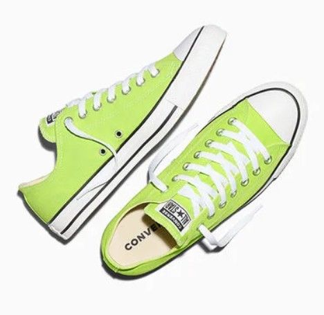 ***BRAND NEW NEON MANTIS GREEN CHUCK TAYLORS - $50 - WOMENS 6/MENS 4****