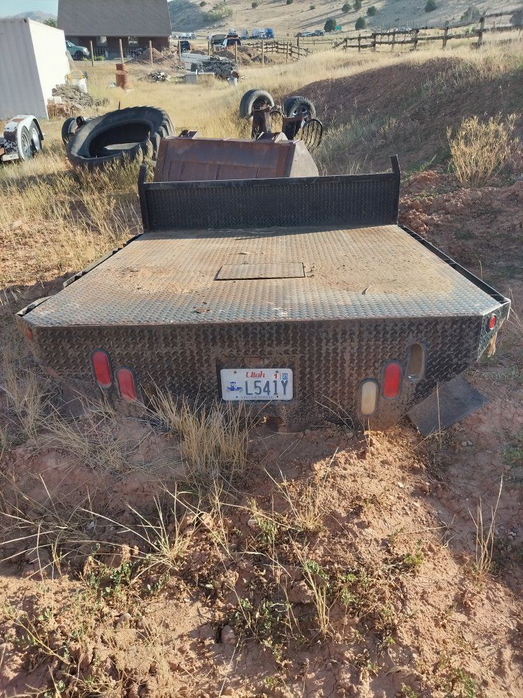 Diamond Plate Flatbed Truck Bed