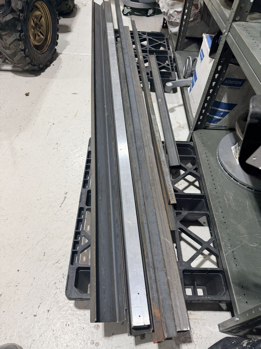 8 Steel beams are high-strength, I-shaped or H-shape some flat pieces