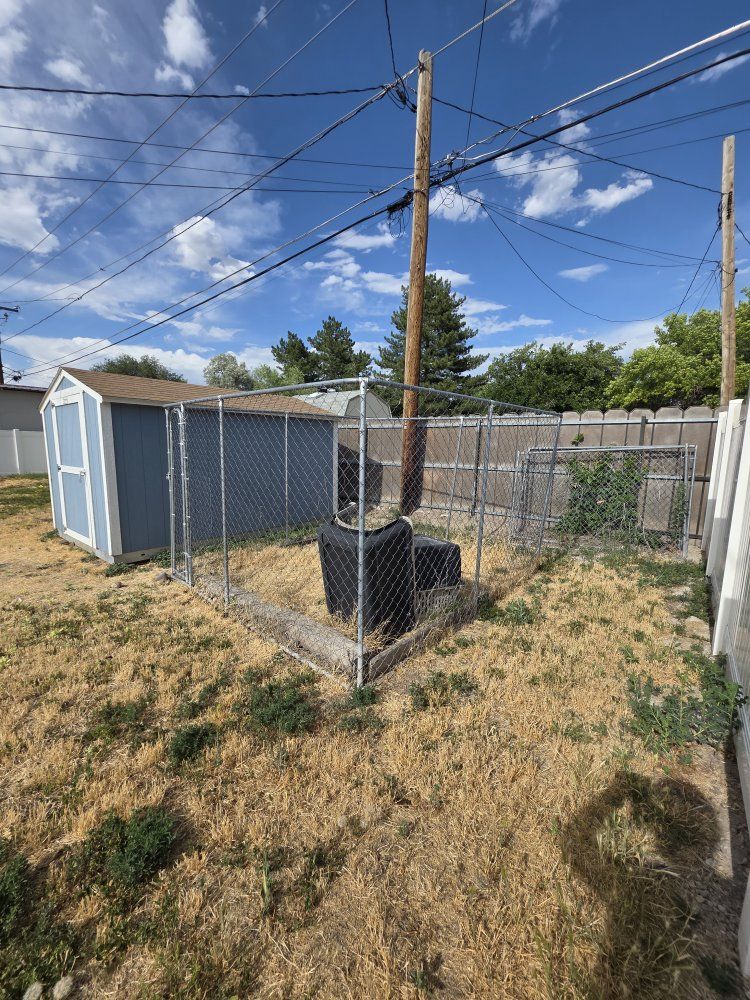 10' x 10' Chain Link Dog Kennel Run - Outdoor Pet Enclosure