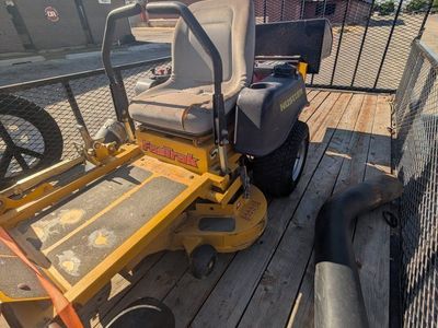 Zero Turn Commercial Hustler Fast track Riding mower