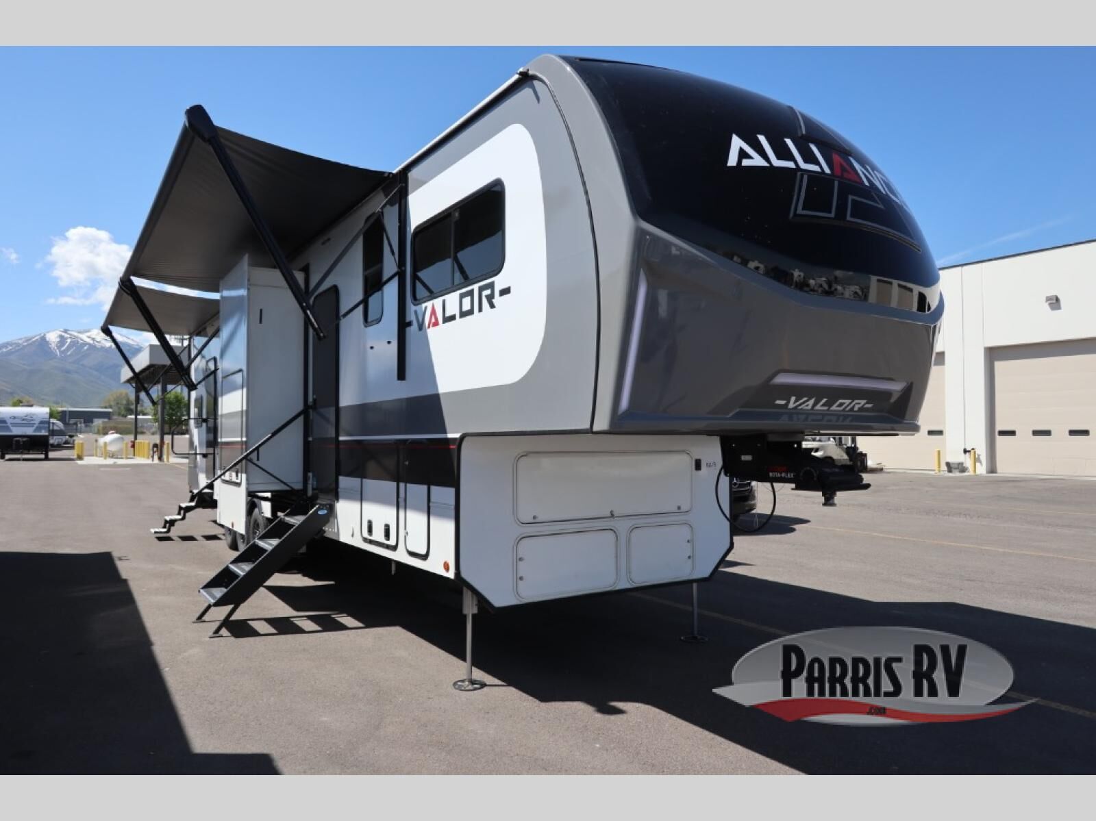 New 2025 Alliance RV Valor 40V13