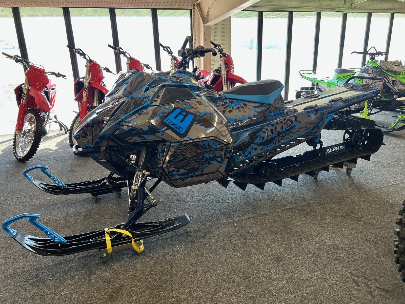 2025 Arctic Cat M 858 Mountain Cat Alpha One 165 3.0 w/ATAC E