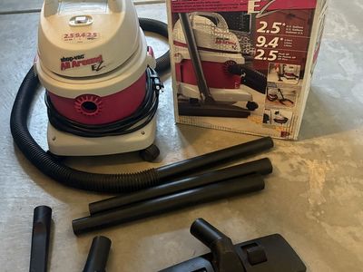 Shop-Vac All Around EZ 2.5 Peak HP Wet/Dry Vacuum with Attachments - 2.5 Gallon Capacity