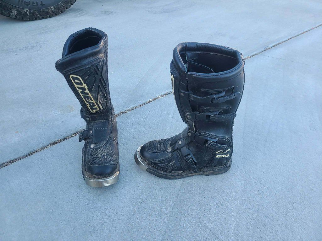 motorcycle boots size 3