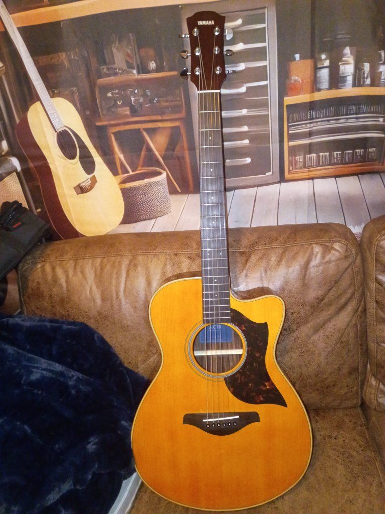 Main image 3