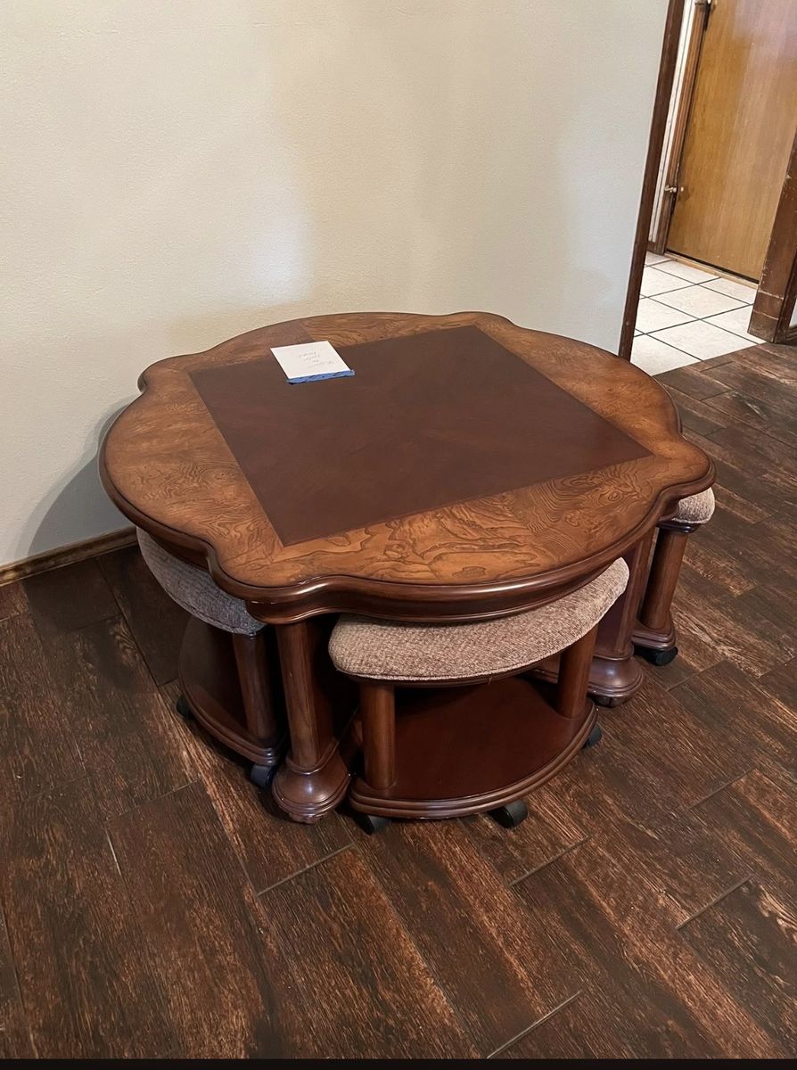 Beautiful Coffee or Gaming Table With Stools