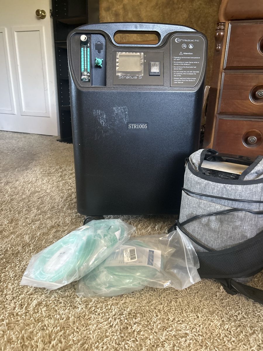 3B Medical Stratus 5 Oxygen Concentrator with Accessories, portable oxygen concentrator, cannulas